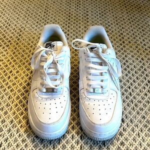 White Nike Platform AF1